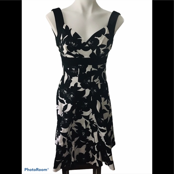 White House Black Market Dresses & Skirts - White House Black Market  sleeveless dress